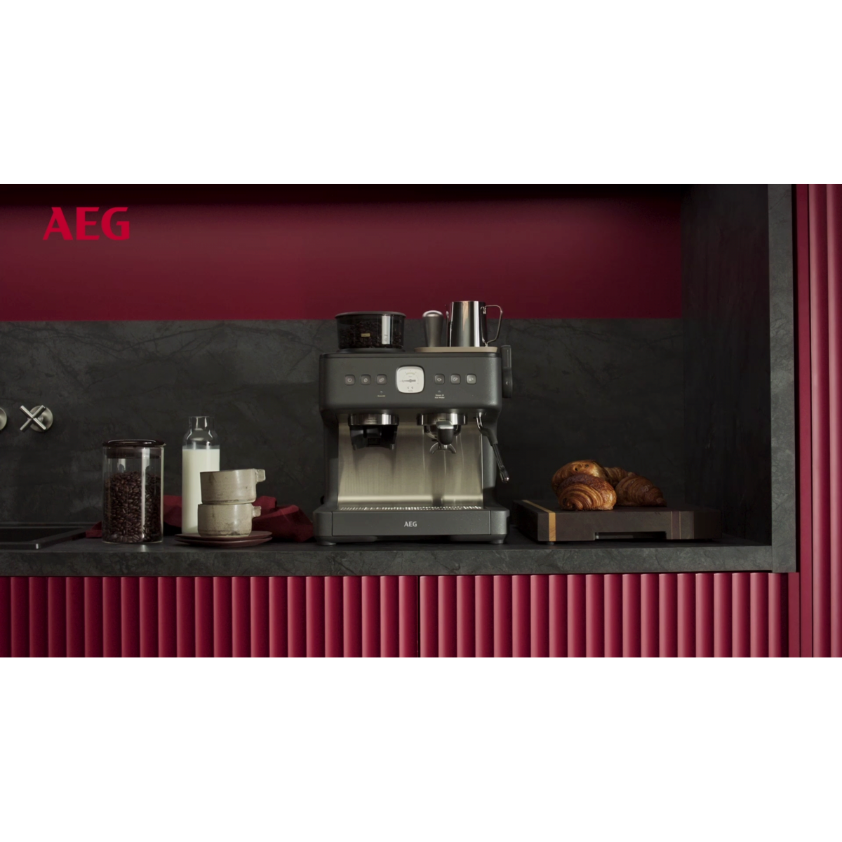 AEG - Cafeteira de Filtro - EC8-1-8BP
