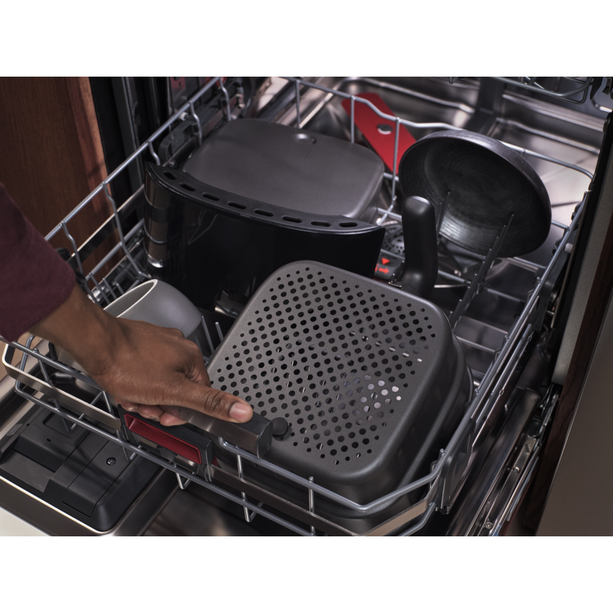 AEG - Air Fryer - AAF3B