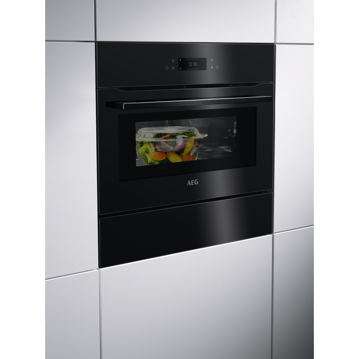 AEG - Forno com micro-ondas - KMK761080B