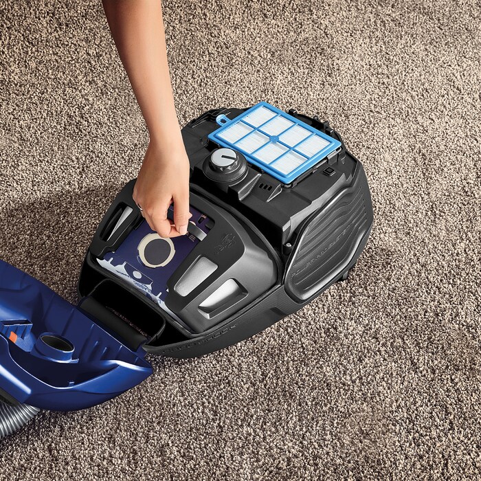 AEG - Aspirador com saco - VX6-2-IS-P