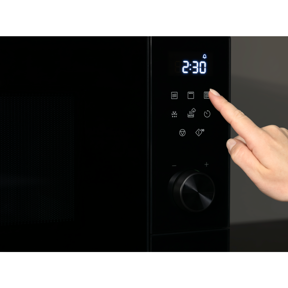 AEG - Forno Micro-ondas - MFB295DB