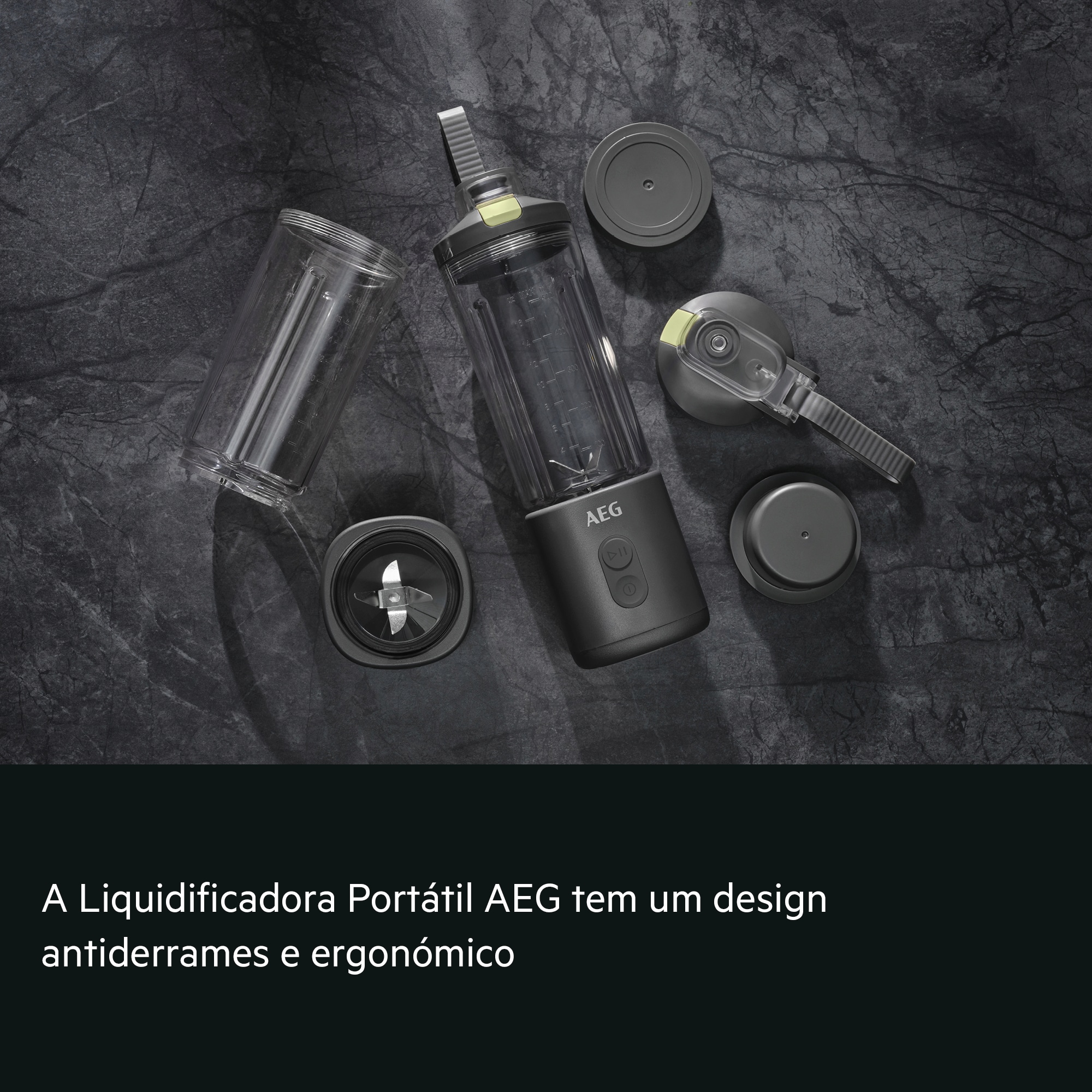 A Liquidificadora Portátil AEG tem um design antiderrames e uma pega ergonómica.