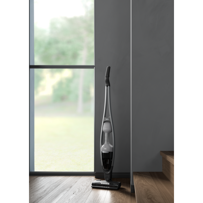 AEG - Aspirador vertical sem fio - AS62CB25UG
