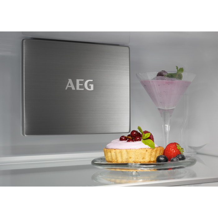 AEG - Combinado de integrar - NSC7P751ES