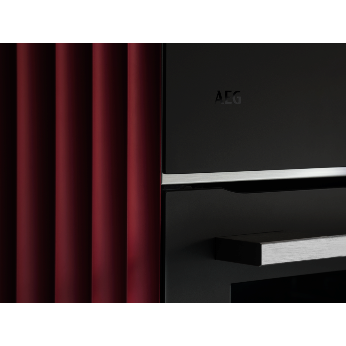 AEG - Micro-ondas de integrar - NKM7N721T