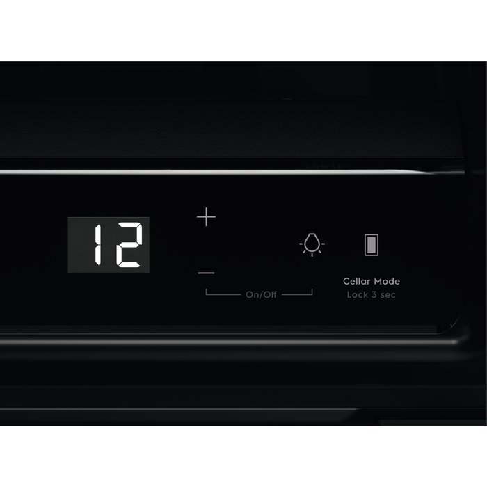AEG - Frigorífico debaixo de bancada - AWUS018B7B