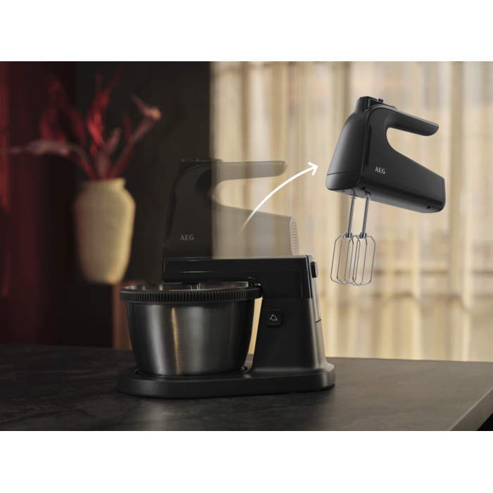Stand mixer with a detachable handle for easy use and handling.