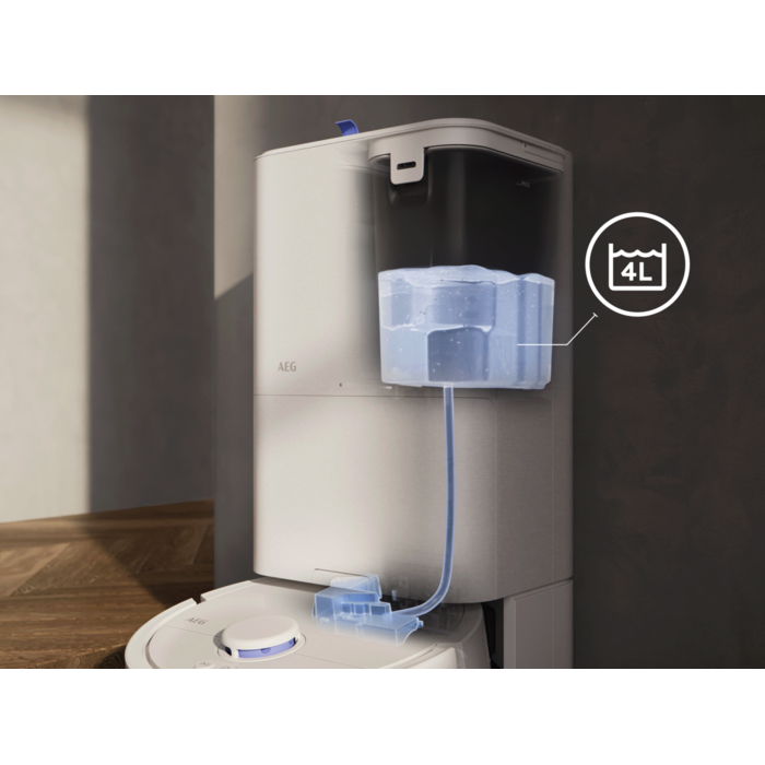 the 4L water tank automatically refills water in the robot after each cleaning session