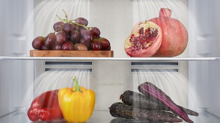Frutas e vegetais no frigorífico