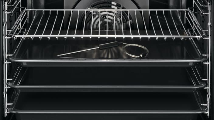 forno capacidade 70L
