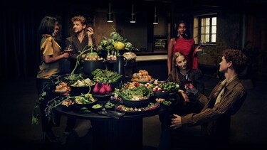 Sustentabilidade AEG – As suas celebrações com uma mesa repleta de vegetais