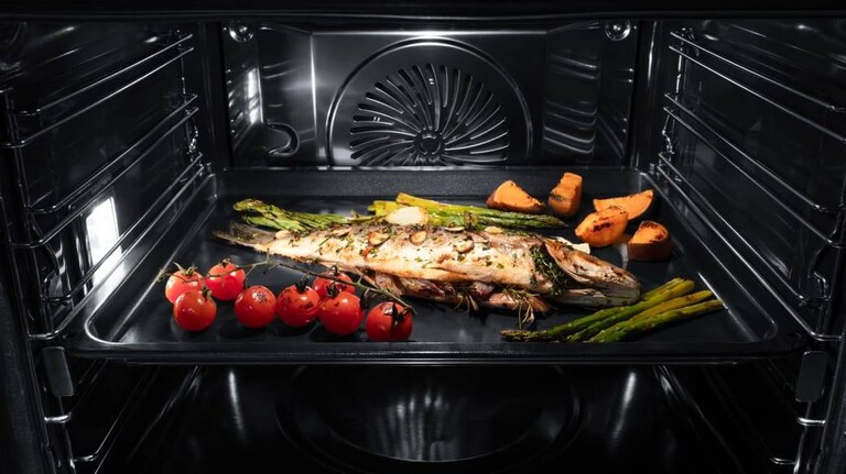 Close-up de bandeja de forno a vapor